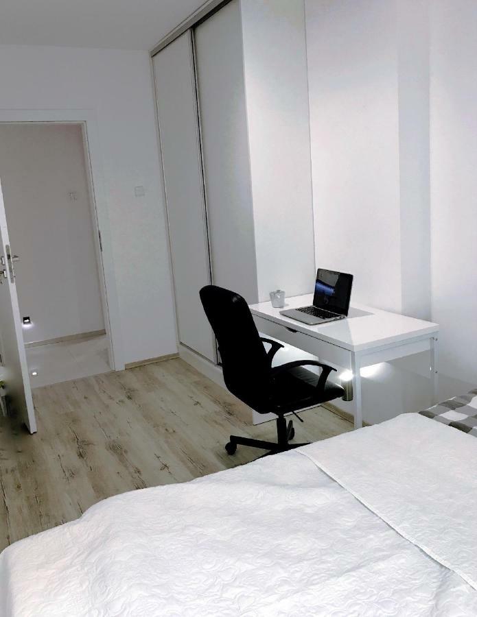Icon Apartments Centrum 68 Breslavia Esterno foto