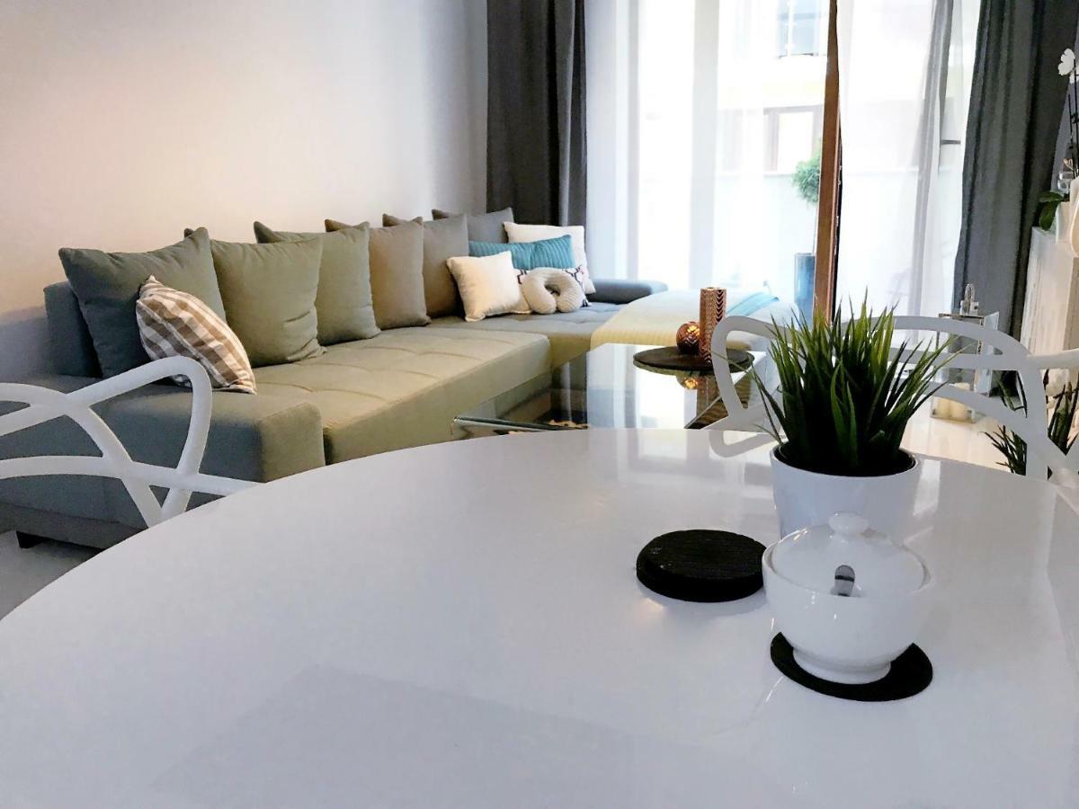 Icon Apartments Centrum 68 Breslavia Esterno foto