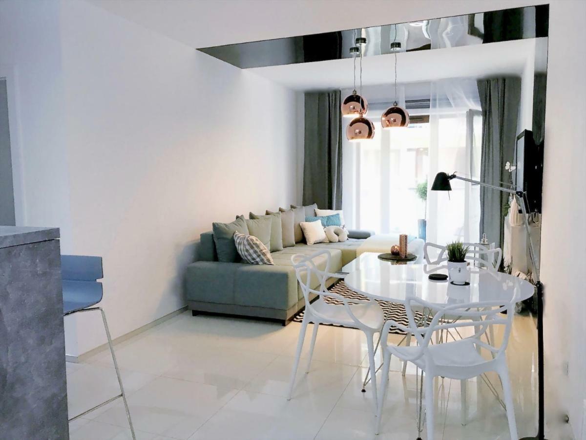 Icon Apartments Centrum 68 Breslavia Esterno foto
